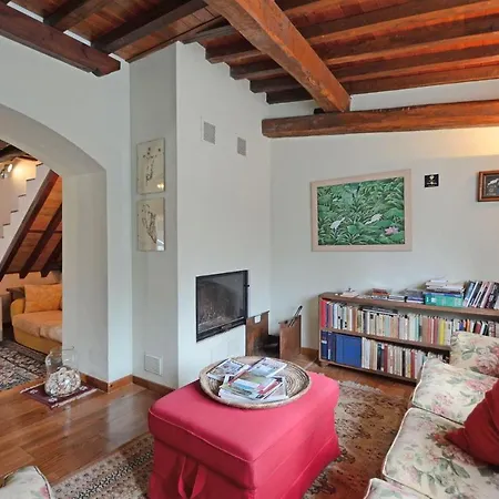 Casa Rocchi Villa *