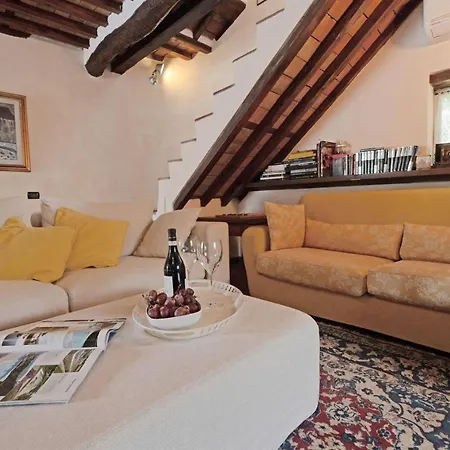 Casa Rocchi * Capannori